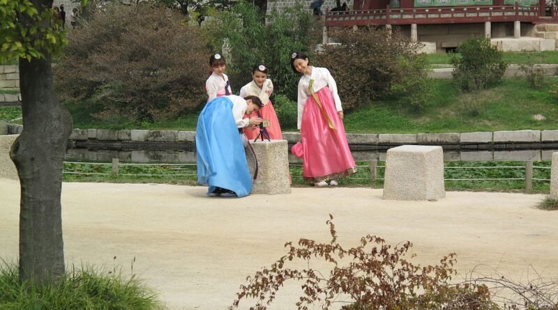 Tourists wearing hanbok at Gyeongbokgung Palace in Seoul